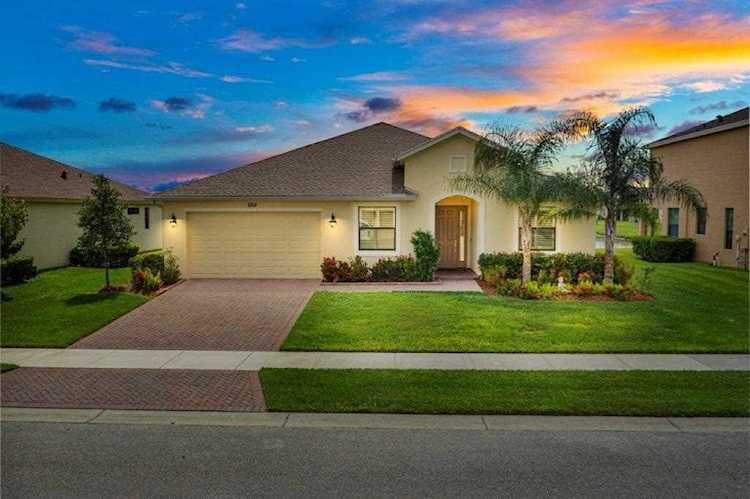 10114 W Verona Circle Vero Beach, FL 32966