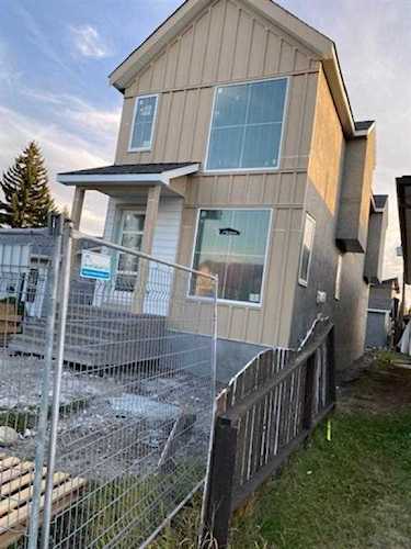 4627 B 72 St NW Calgary, AB T3b 2L3