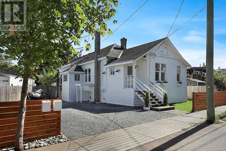 1252 5th Courtenay, BC V9N1L8