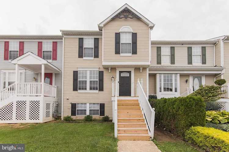 7 Mandolin Ct Newark, DE 19702
