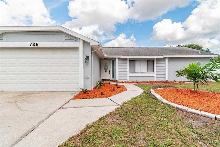 726 Fortuna Dr Brandon, FL 33511