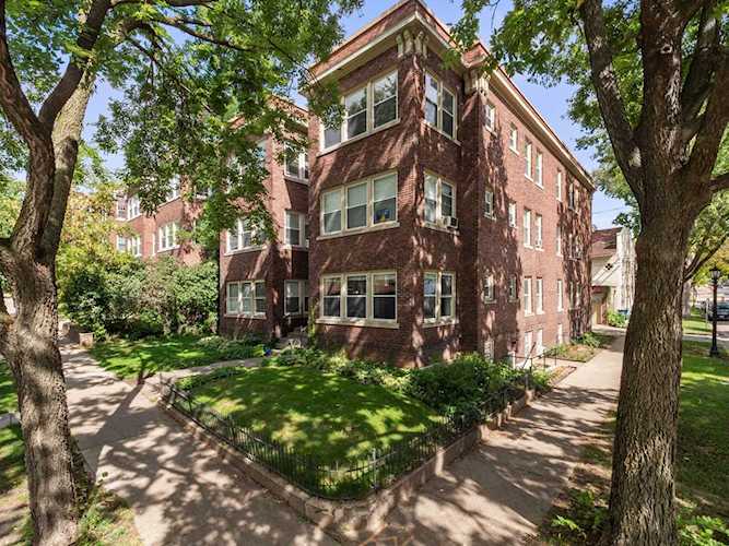 1945 Fremont Avenue S #2 Minneapolis, MN 55403