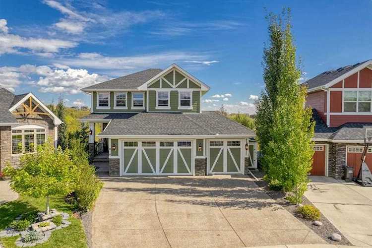 102 Ridge View Place Cochrane, AB T4C 0P6