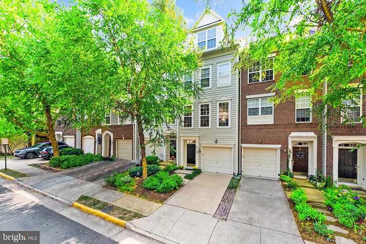 4153 Timber Log Way Fairfax, VA 22030