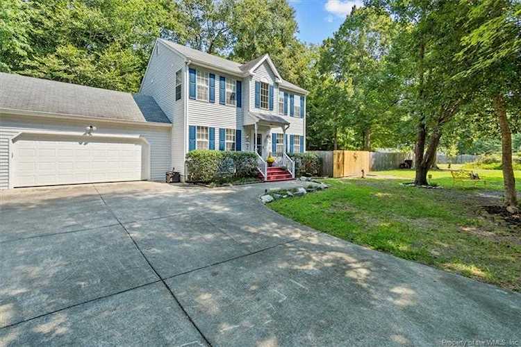 7125 Preston Ct Gloucester, VA 23061