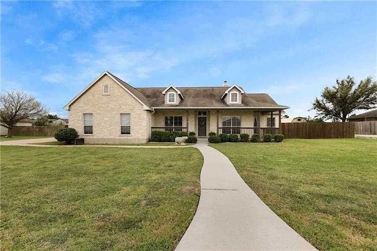 112 Blanco DR Hutto, TX 78634