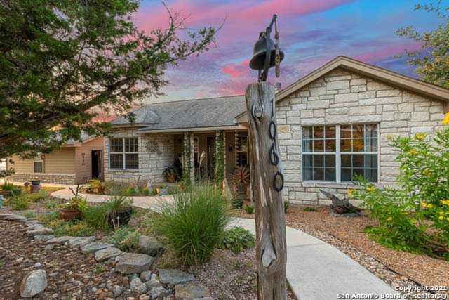 1060 Flagstone Canyon Lake, TX 78623