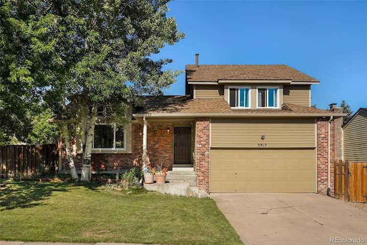 5817 S Lisbon Way Centennial, CO 80015
