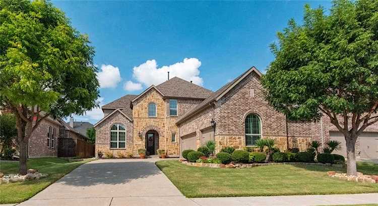 6412 Lost Pines Drive Mckinney, TX 75071
