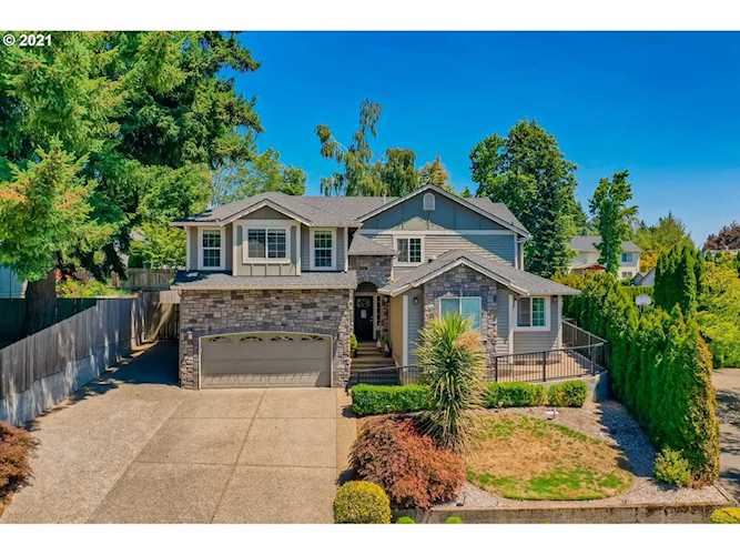 1775 Ostman Rd West Linn, OR 97068