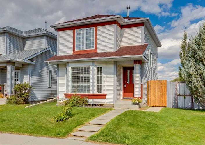 26 River Rock Way SE Calgary, AB T2C 4G9