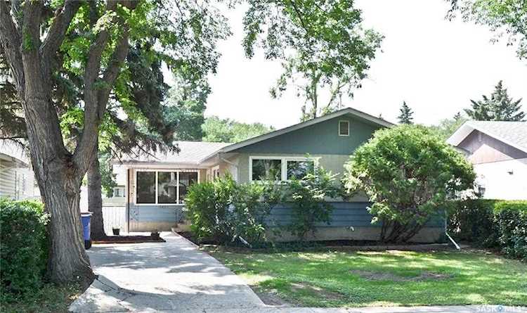 3225 29th Ave Regina, SK S4S 2P1