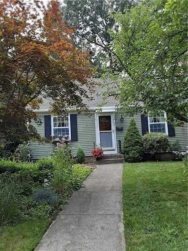 88 Pinecrest Dr Pawtucket, RI 02861 | MLS 1289114 Photo 1