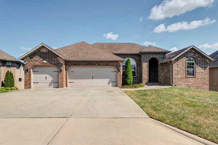 612 N Montclair Way Nixa, MO 65714