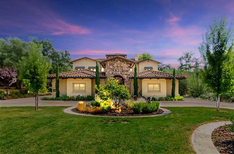 5521 Monte Claire Lane Loomis, CA 95650
