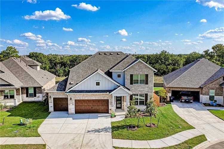112 Duroc DR Hutto, TX 78634