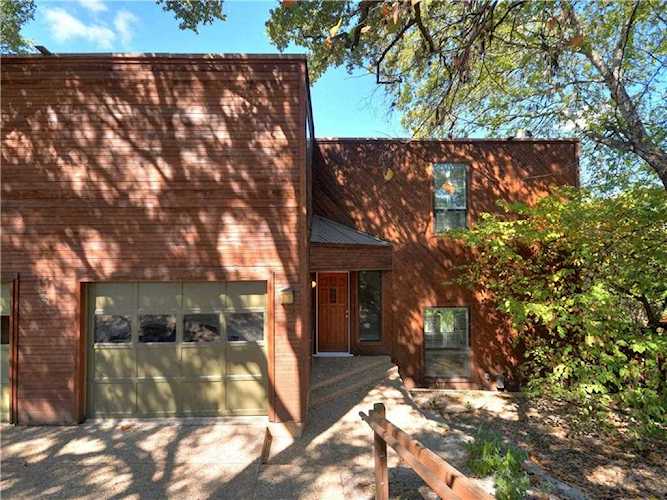 2108 Homedale DR #B Austin, TX 78704