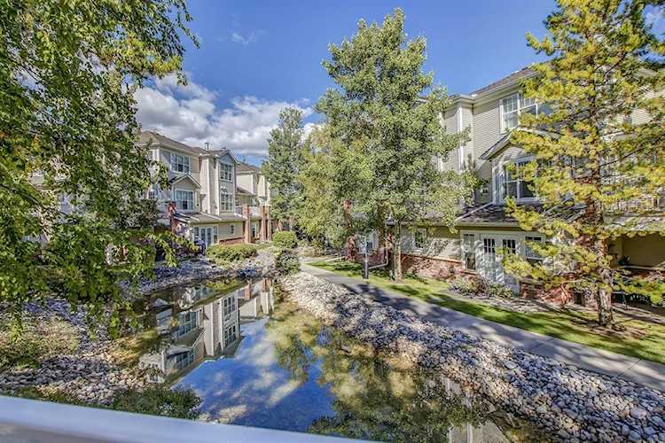 7171 Coach Hill Rd SW #3904 Calgary, AB T3H 3R7