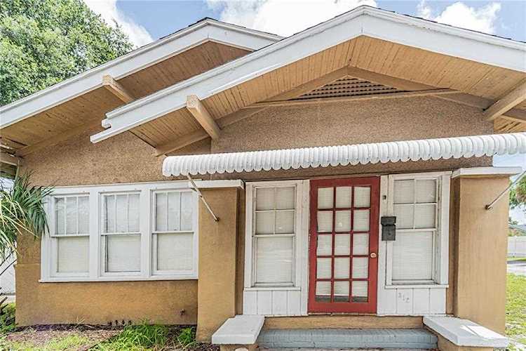 312 E 25th St Sanford, FL 32771