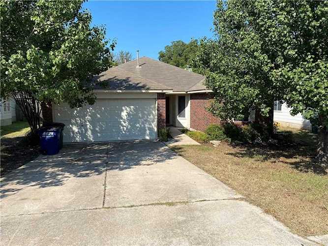 1707 Primrose LN Leander, TX 78641