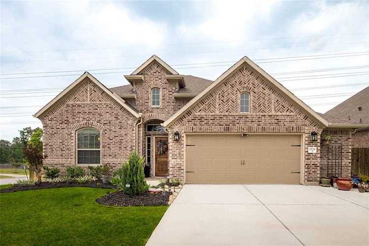 22734 Little Blue Stem Dr Tomball, TX 77375