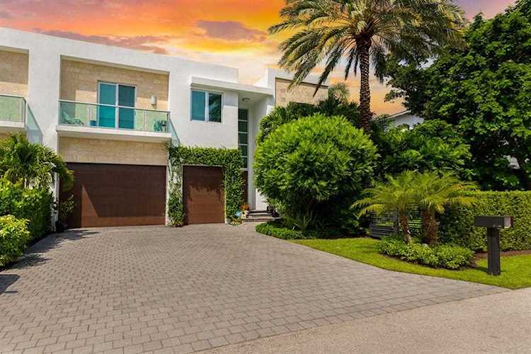 1011 Bucida Road Delray Beach, FL 33483