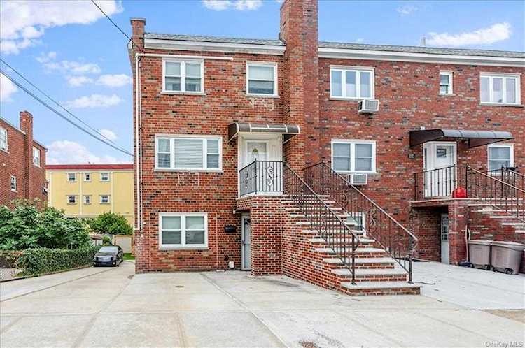 1426 Reed Place Bronx, NY 10465