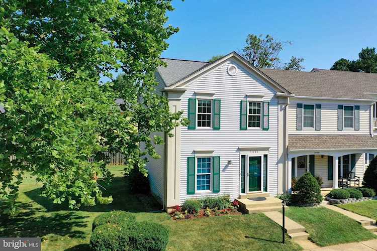 13484 Foxlease Ct Herndon, VA 20171