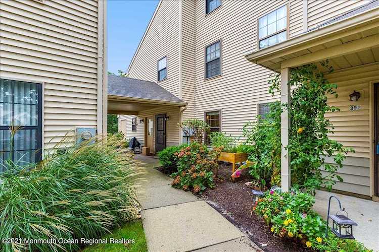 304 Wildflower Ct Jackson, NJ 08527 | MLS 22131112 Photo 1