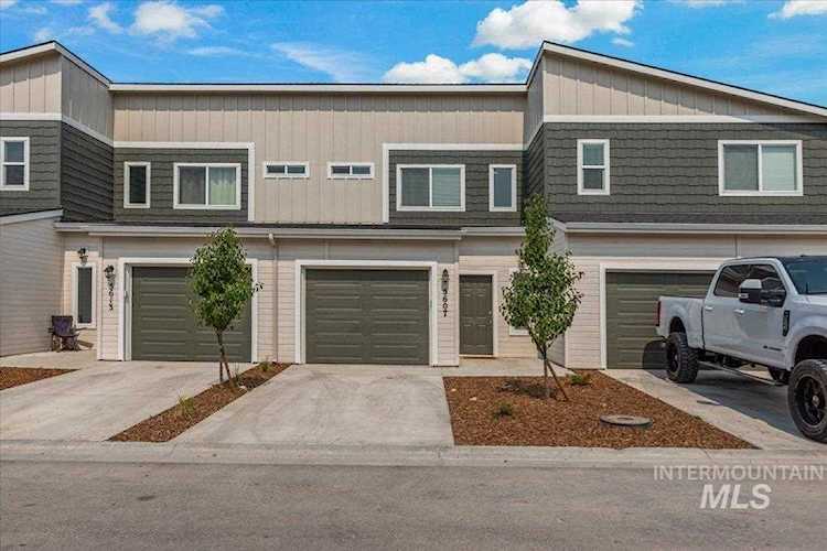 5607 E Bollo St Nampa, ID 83687