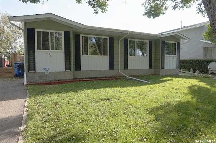 95 Church Dr Regina, SK S4X 1L7