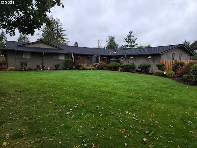 33088 SE Regan Hill Rd Estacada, OR 97023