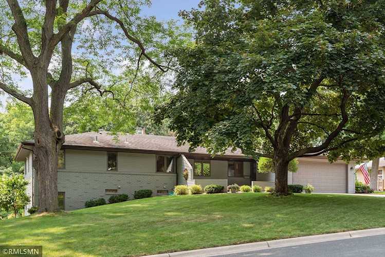 931 Toledo Avenue N Golden Valley, MN 55422