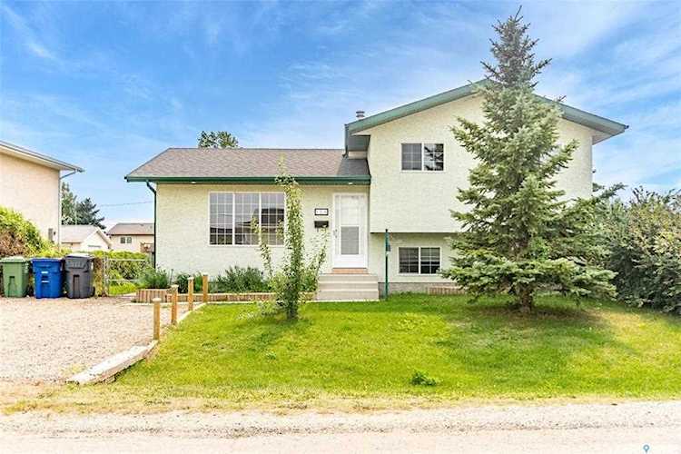 104 4th St Dundurn, SK S0K 1K0