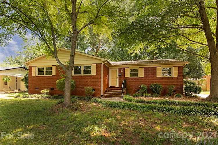 839 Burnley Rd Charlotte, NC 28210