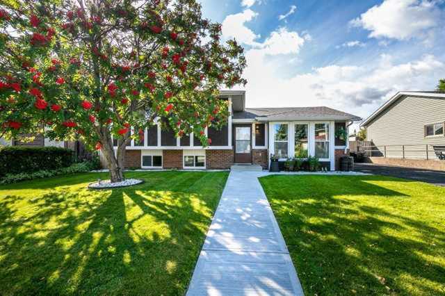 49 Northstar Dr Lacombe, AB T4L 1R7