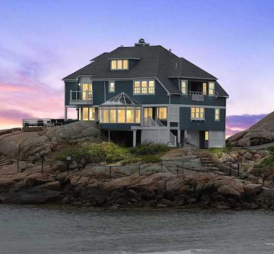 14 High Rock Terrace Gloucester, MA 01930