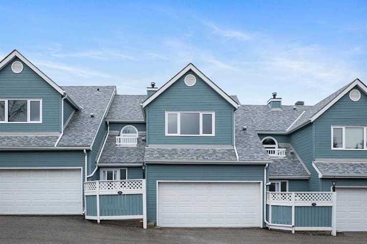 300 Edgedale Dr NW #303 Calgary, AB T3A 4A6