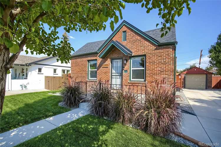 1454 Rosemary St Denver, CO 80220