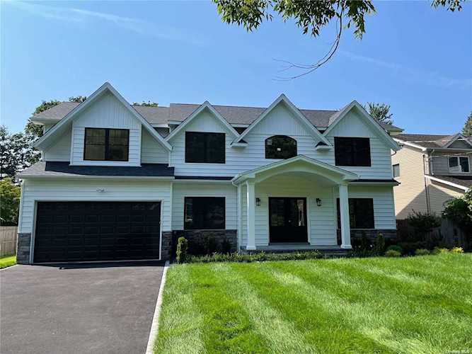 21 Orange Drive Jericho, NY 11753