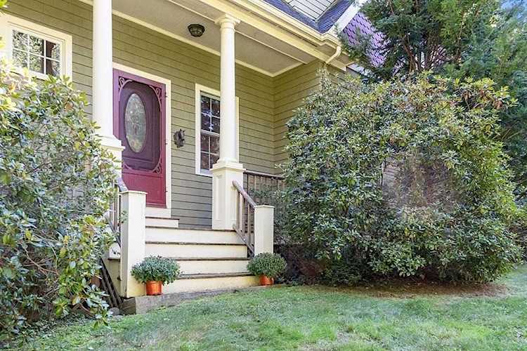 150 Chocolog Rd Uxbridge, MA 01569