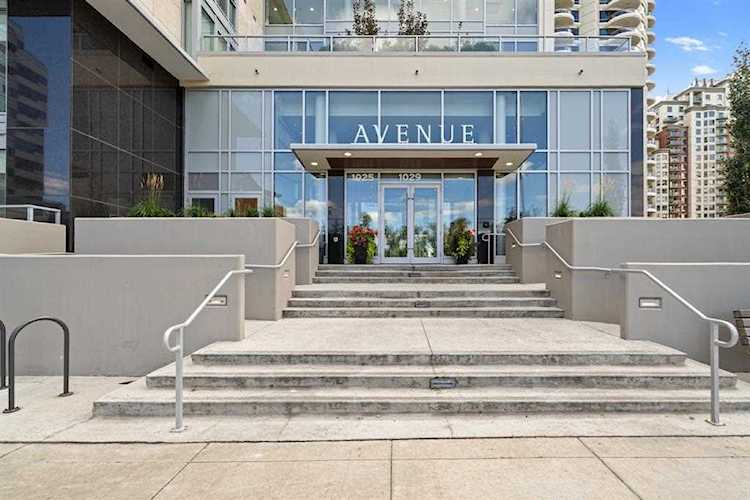 1025 5Th Ave SW #703 Calgary, AB T2P 1N4