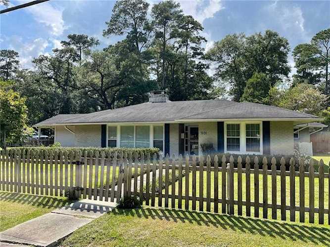 1101 N General Pershing St Hammond, LA 70401