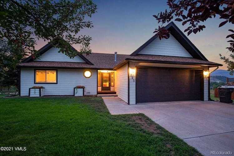 205 Golden Eagle Dr Eagle, CO 81631