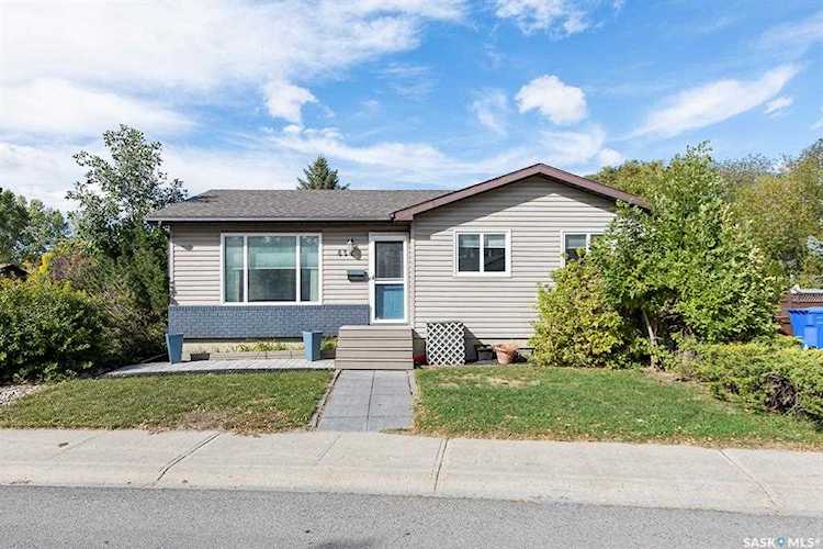834 Graham Rd Regina, SK S4N 6W7