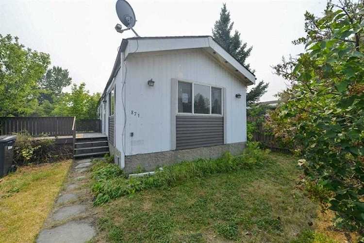 871 Briarwood Rd Strathmore, AB T1P 1E9