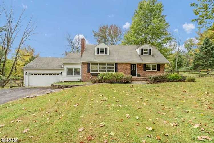 20 Pickle Brook Rd Bernardsville Boro, NJ 07924