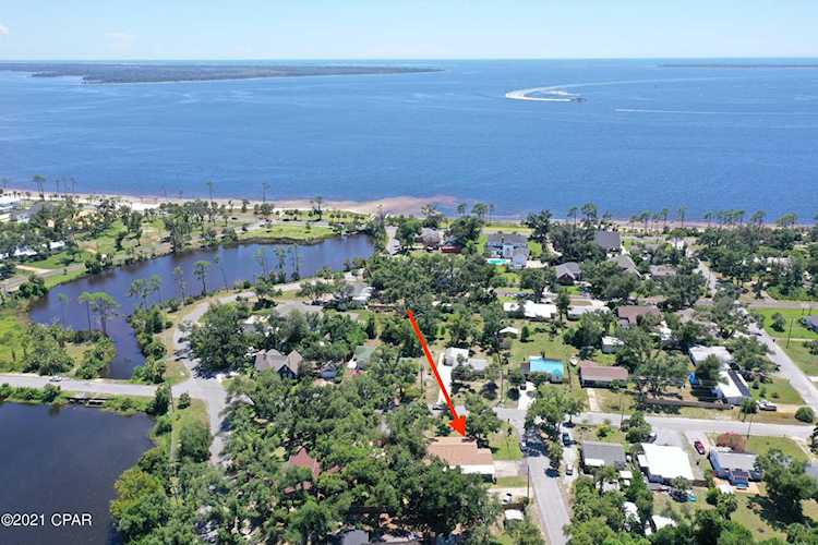 1310 10th St Panama City, FL 32401