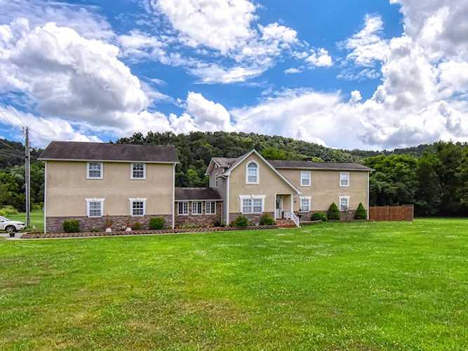 813 Hinchey Hollow Rd New Market, TN 37820