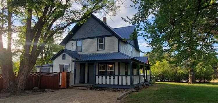 309 W Meany St Plains, MT 59859